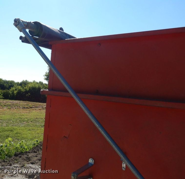 image for item DS1387 Gravity wagon