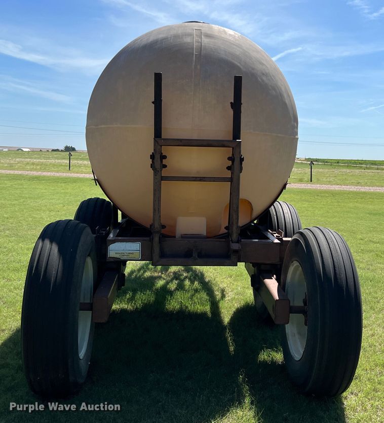 image for item DS8475 Sprayer trailer