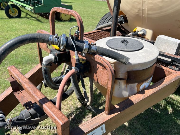 image for item DS8475 Sprayer trailer