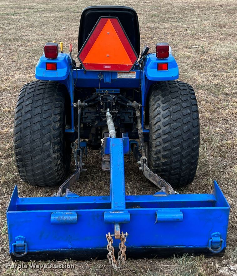 image for item IA9085 New Holland TC24D  MFWD tractor