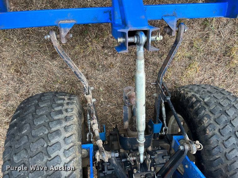 image for item IA9085 New Holland TC24D  MFWD tractor