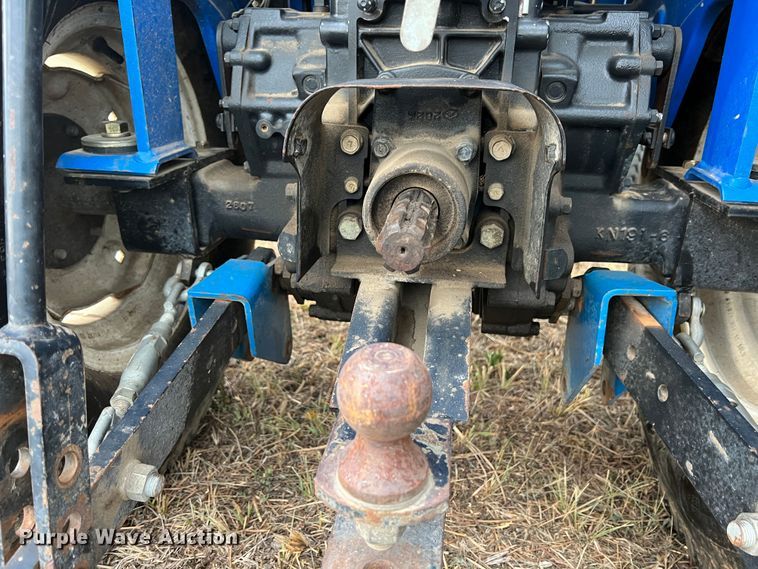 image for item IA9085 New Holland TC24D  MFWD tractor