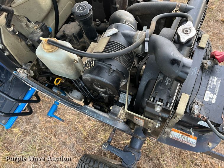 image for item IA9085 New Holland TC24D  MFWD tractor