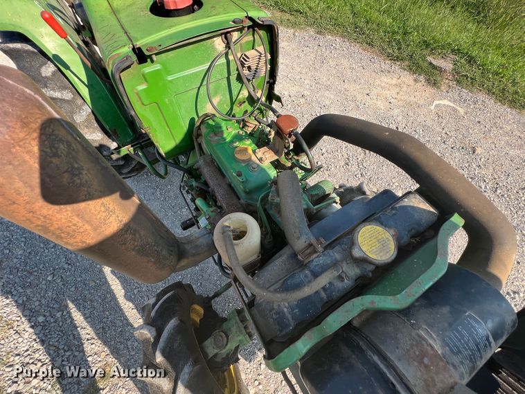 image for item IA9114 1985 John Deere 750  MFWD tractor