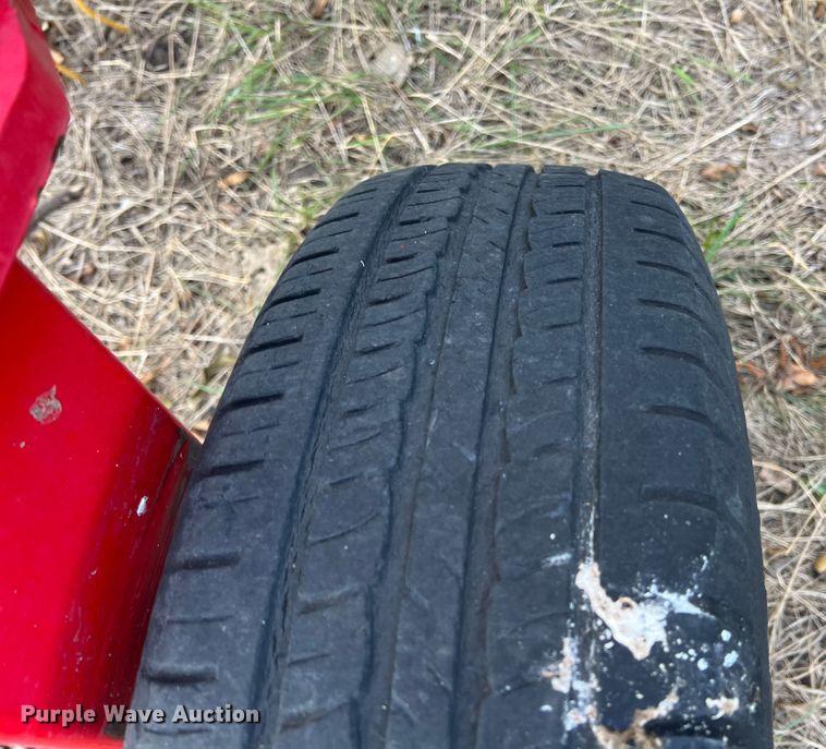 image for item IA9118 2012 AgMaxx Easy Rake 12  hay rake