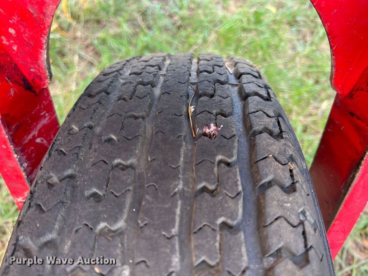 image for item IA9118 2012 AgMaxx Easy Rake 12  hay rake