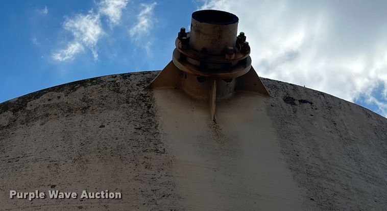 image for item IA9129 Tank