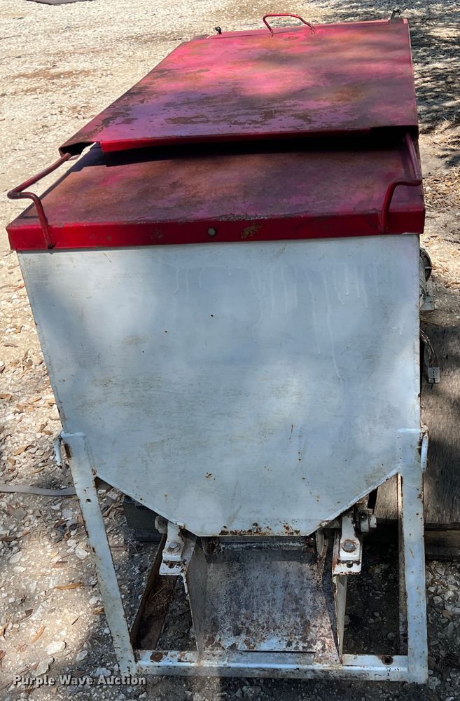 image for item IA9130 T&S Trip Hopper  cake feeder