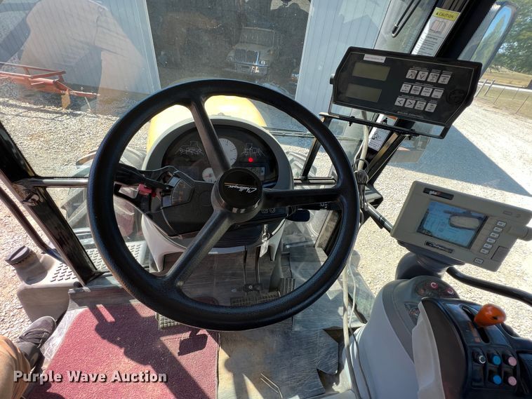 image for item IA9135 2005 Challenger MT665B  tractor