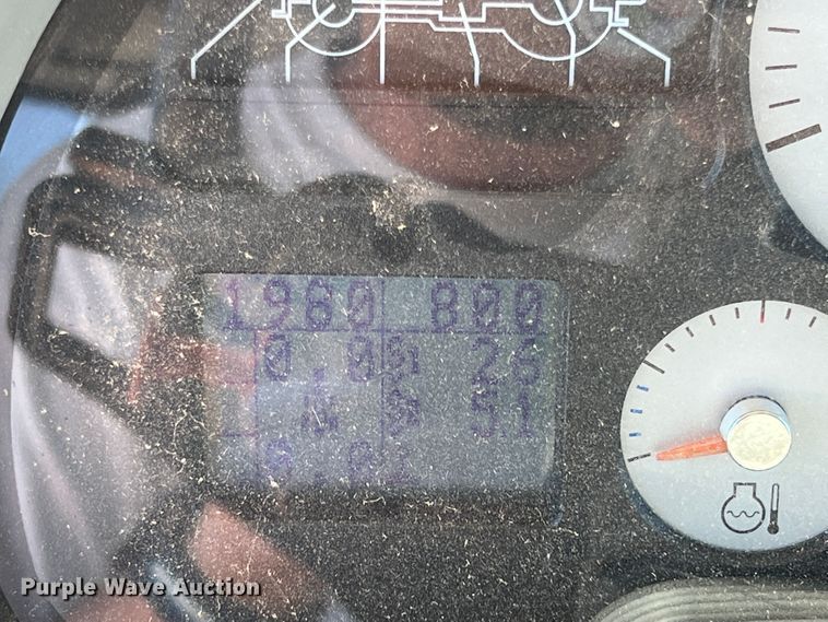 image for item IA9135 2005 Challenger MT665B  tractor