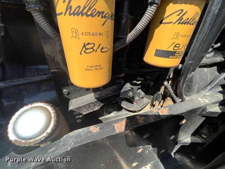 image for item IA9135 2005 Challenger MT665B  tractor