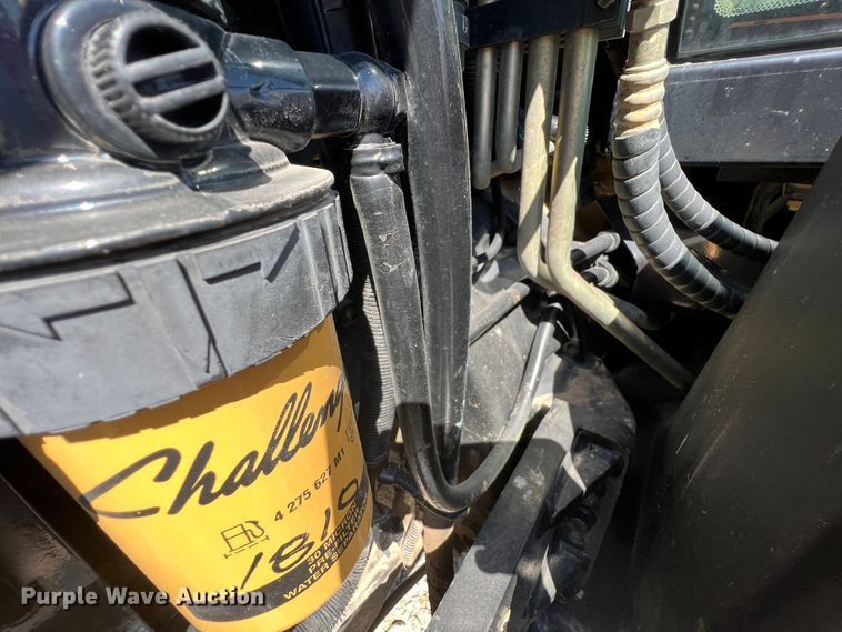 image for item IA9135 2005 Challenger MT665B  tractor