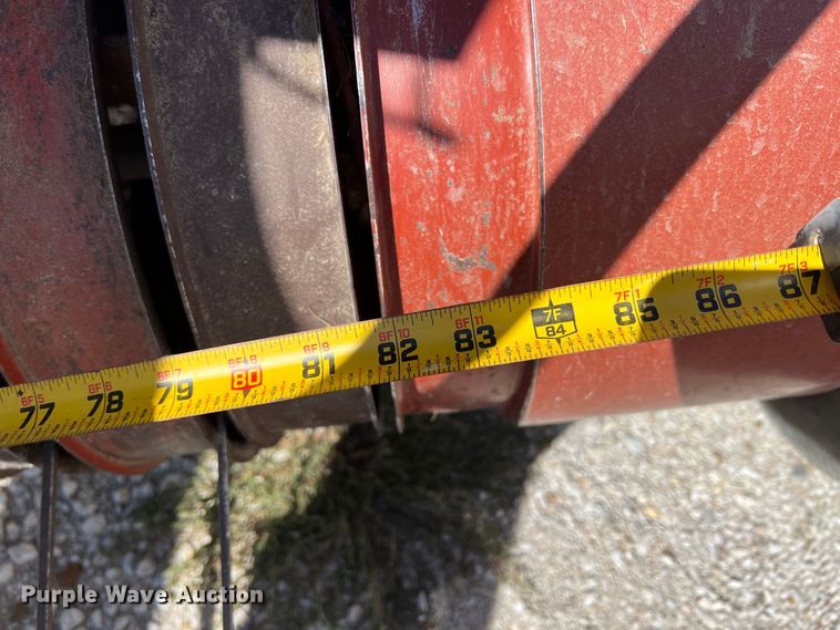 image for item IA9137 2002 Hesston 4910  large square baler