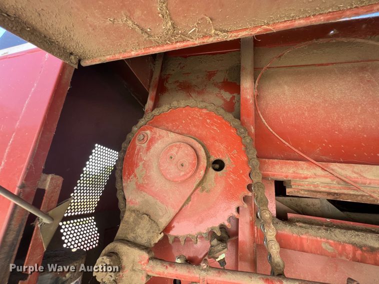 image for item IA9137 2002 Hesston 4910  large square baler