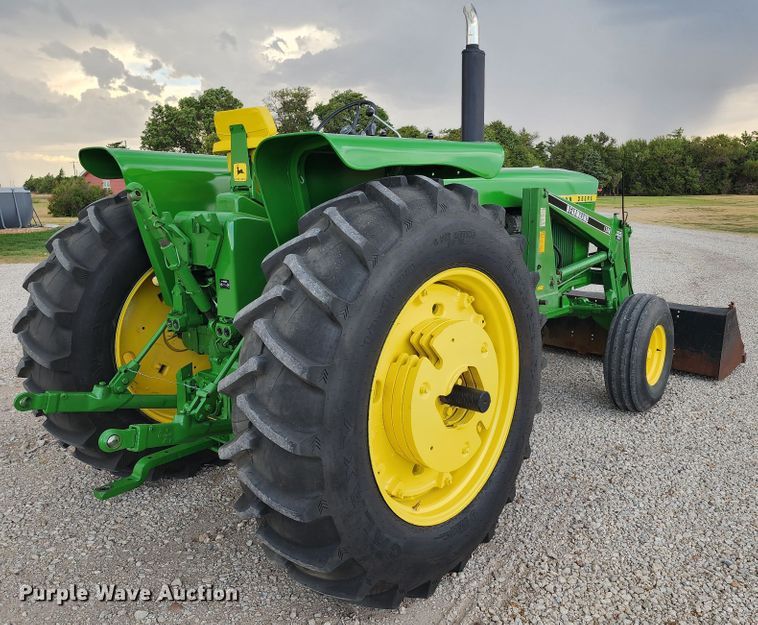 image for item KC9425 1971 John Deere 4320  tractor