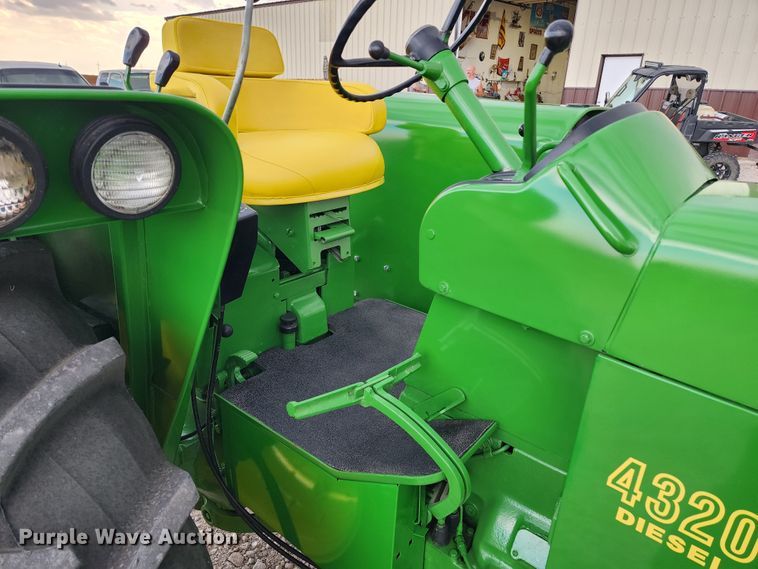 image for item KC9425 1971 John Deere 4320  tractor