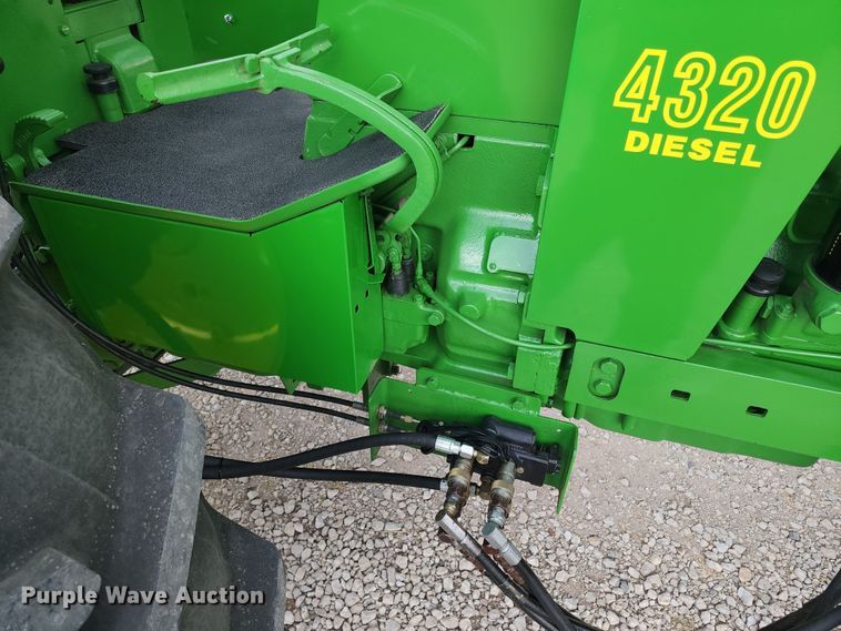 image for item KC9425 1971 John Deere 4320  tractor