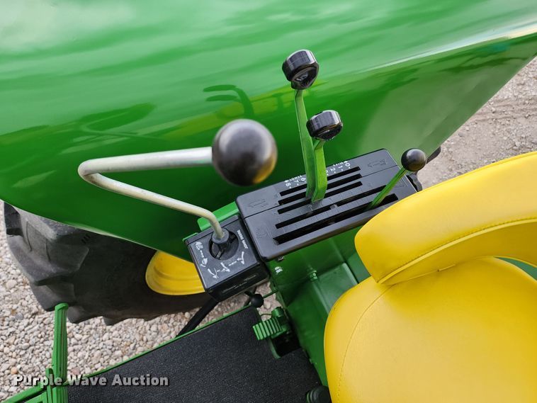 image for item KC9425 1971 John Deere 4320  tractor