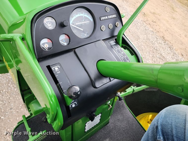 image for item KC9425 1971 John Deere 4320  tractor