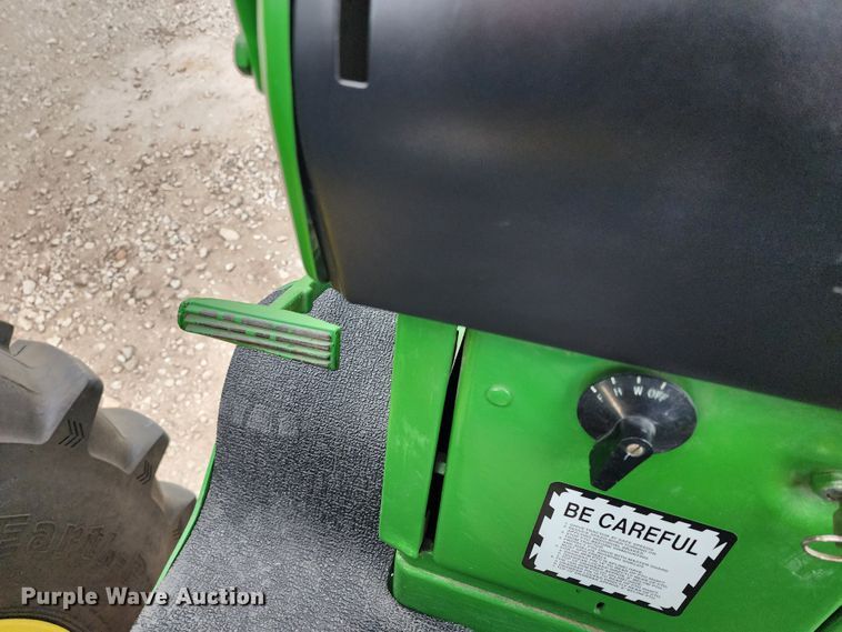 image for item KC9425 1971 John Deere 4320  tractor