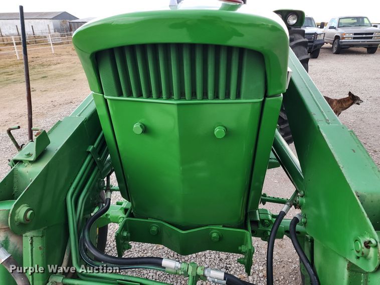 image for item KC9425 1971 John Deere 4320  tractor