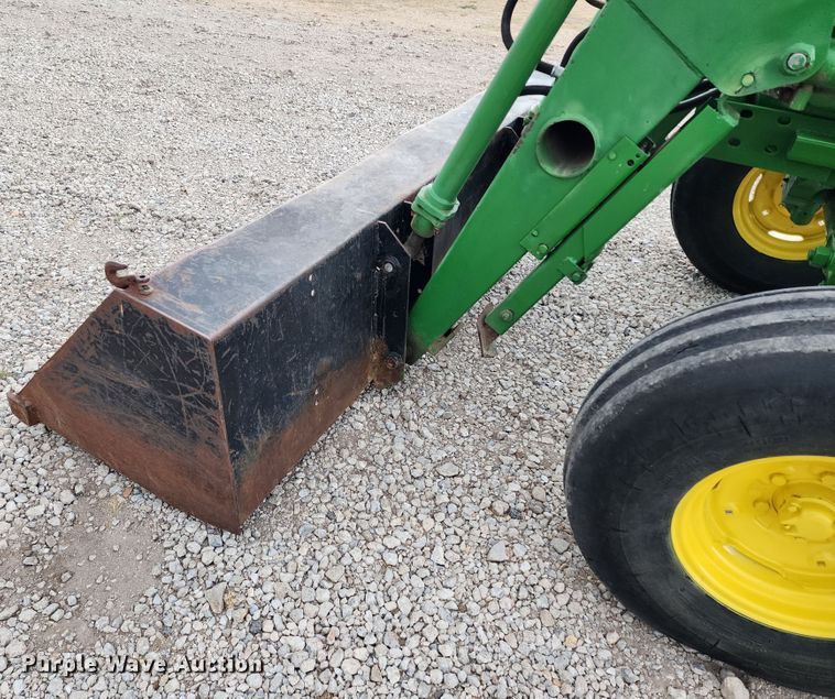 image for item KC9425 1971 John Deere 4320  tractor