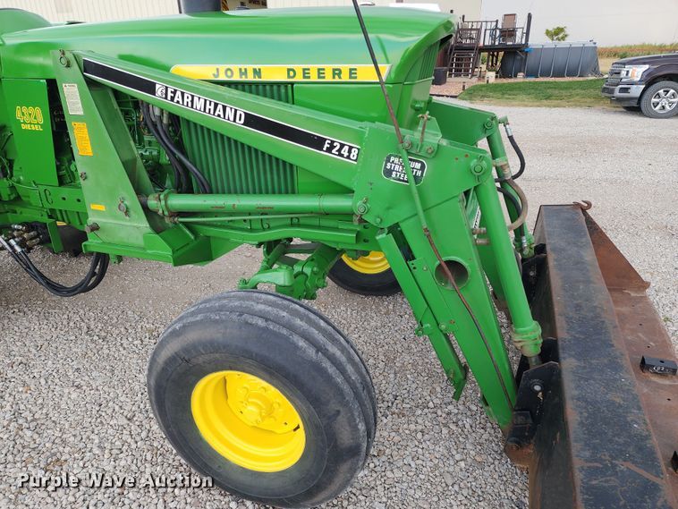 image for item KC9425 1971 John Deere 4320  tractor