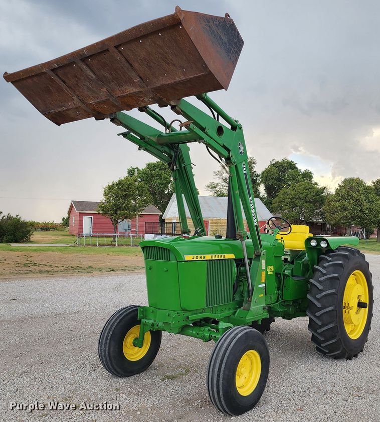 image for item KC9425 1971 John Deere 4320  tractor