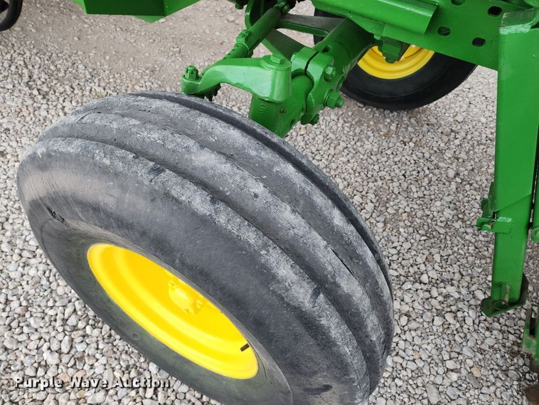 image for item KC9425 1971 John Deere 4320  tractor