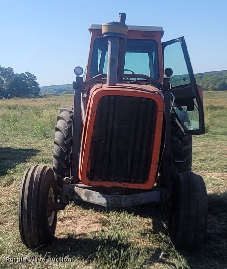 image for item LM9765 Allis Chalmers 7010  tractor