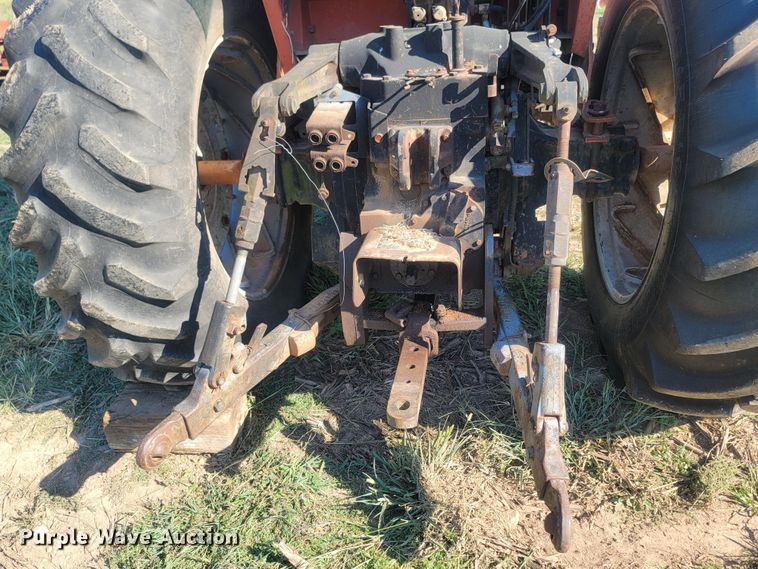 image for item LM9765 Allis Chalmers 7010  tractor