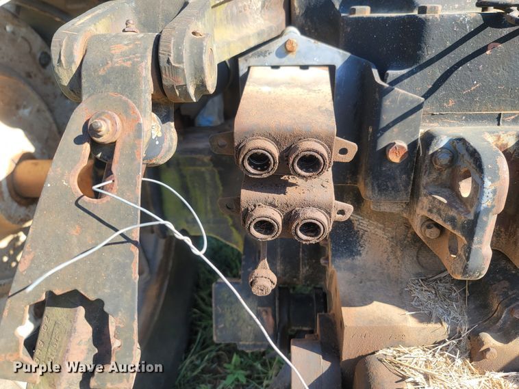 image for item LM9765 Allis Chalmers 7010  tractor