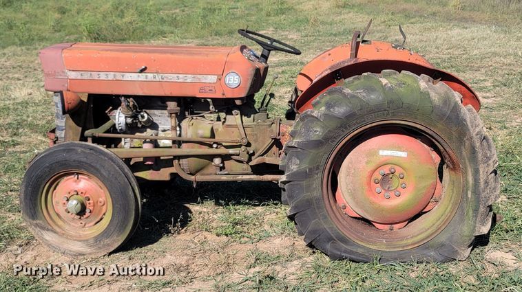 image for item LM9766 1970 Massey Ferguson 135  tractor