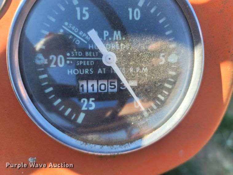 image for item LM9766 1970 Massey Ferguson 135  tractor