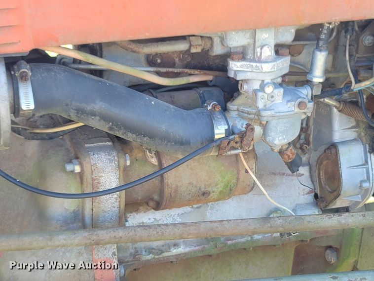 image for item LM9766 1970 Massey Ferguson 135  tractor