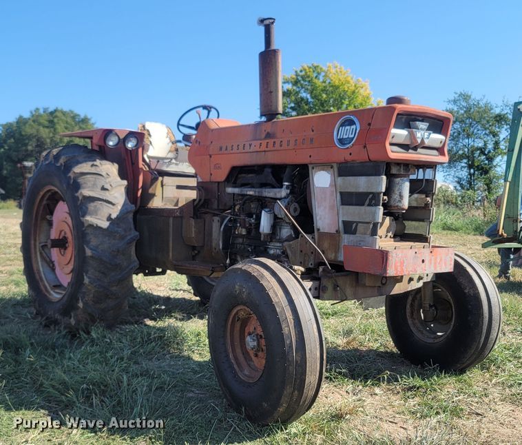 image for item LM9785 1967 Massey Ferguson 1100  tractor