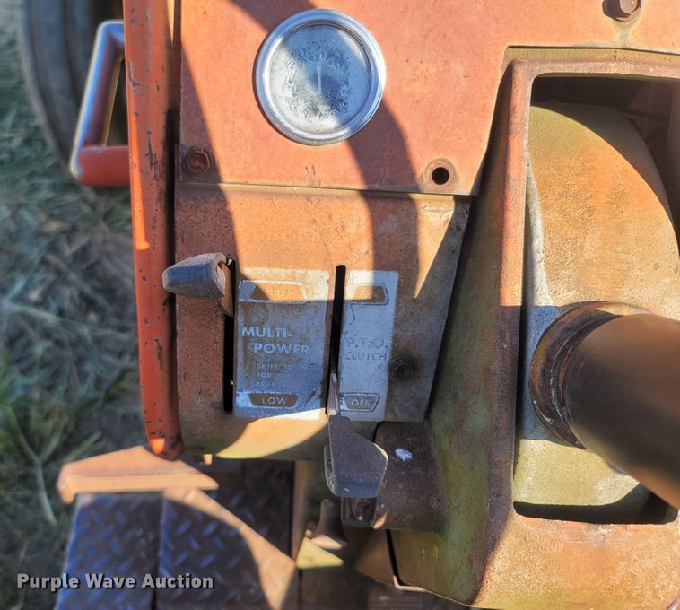 image for item LM9785 1967 Massey Ferguson 1100  tractor