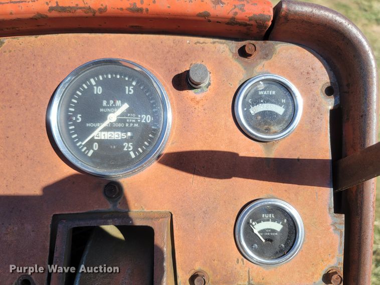 image for item LM9785 1967 Massey Ferguson 1100  tractor