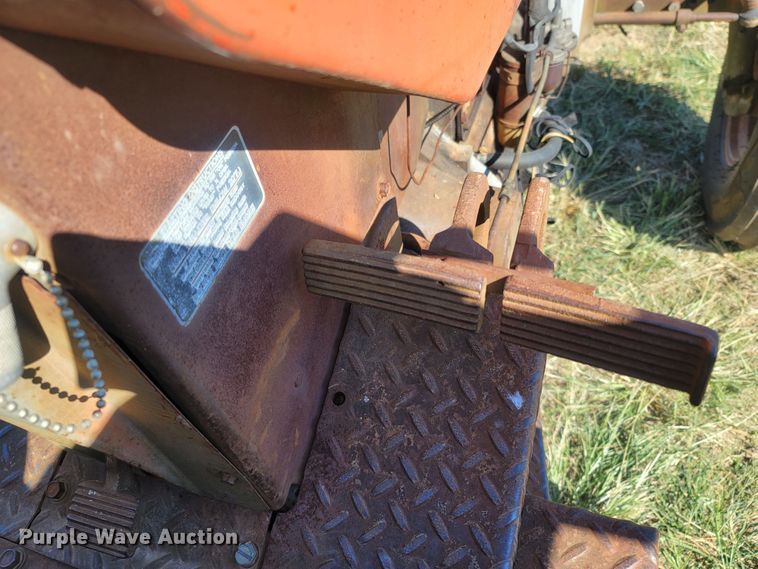 image for item LM9785 1967 Massey Ferguson 1100  tractor