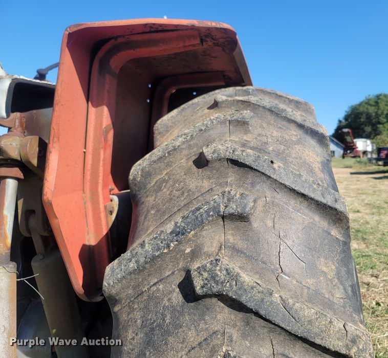 image for item LM9785 1967 Massey Ferguson 1100  tractor