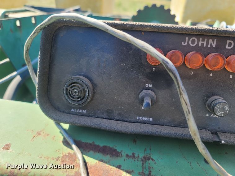 image for item LM9786 John Deere 7000  no-till planter