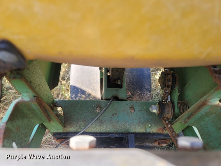 image for item LM9786 John Deere 7000  no-till planter