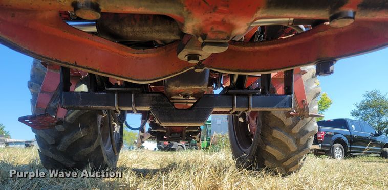 image for item LN9540 International 986  tractor