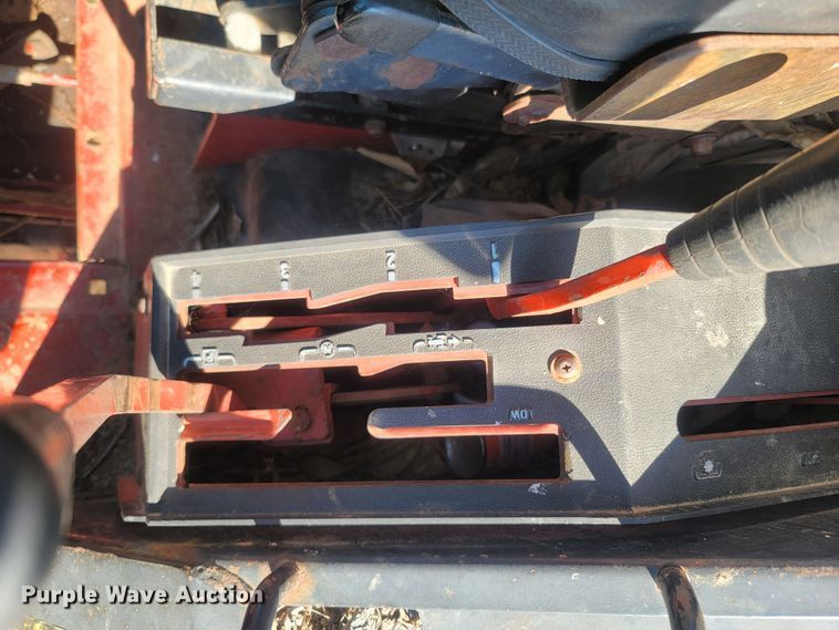 image for item LN9540 International 986  tractor