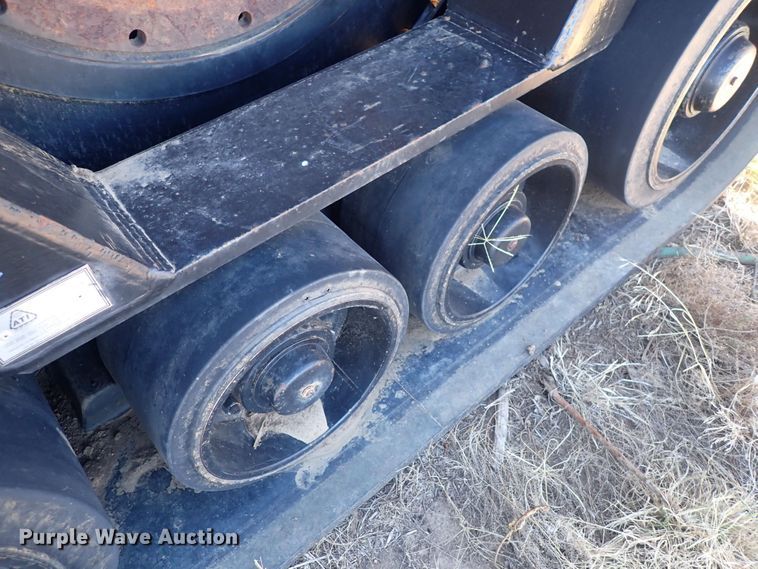 image for item LU9501 (2) ATI Camoplast tracks