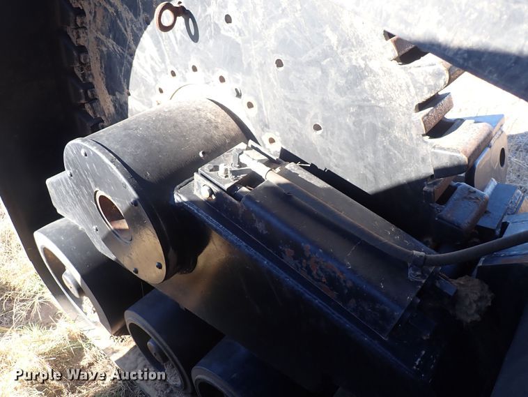 image for item LU9501 (2) ATI Camoplast tracks