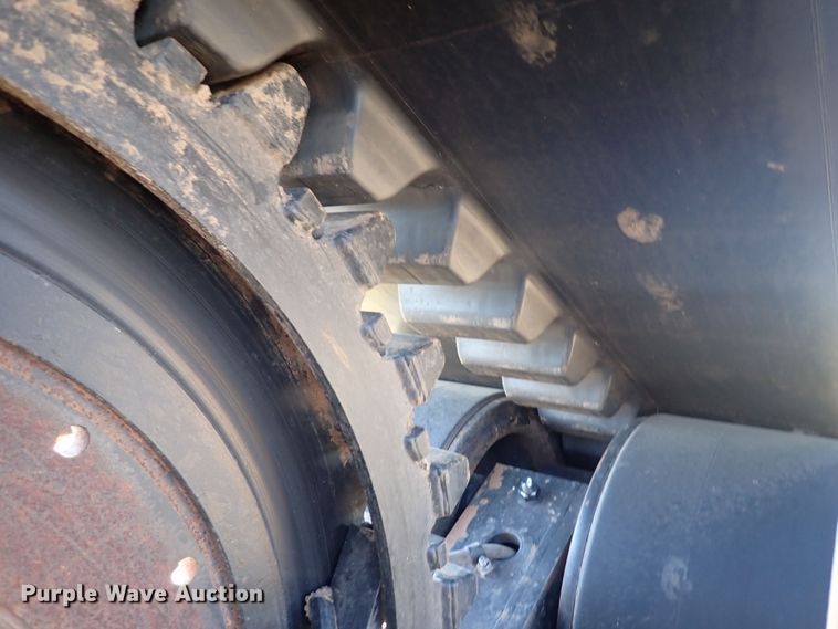 image for item LU9501 (2) ATI Camoplast tracks