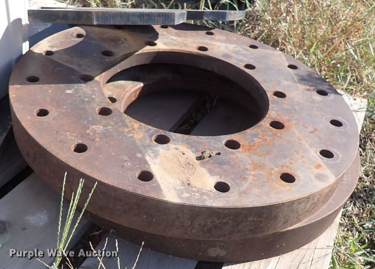 image for item LU9501 (2) ATI Camoplast tracks