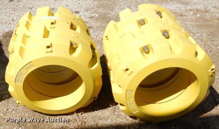 image for item LY9067 (10) John Deere wheel weights
