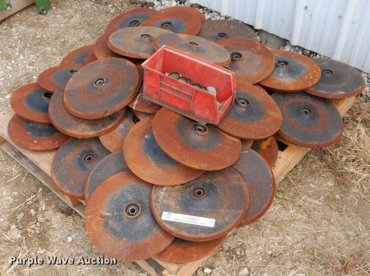 image for item LY9069 Approximately 48 John Deere A89397 closing wheels